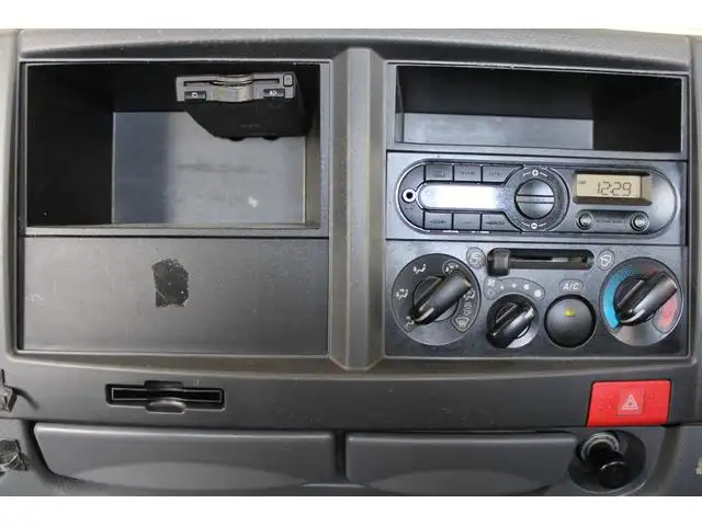 マツダ タイタン 小型 平ボディ パワーゲート 床鉄板の中古トラック画像12