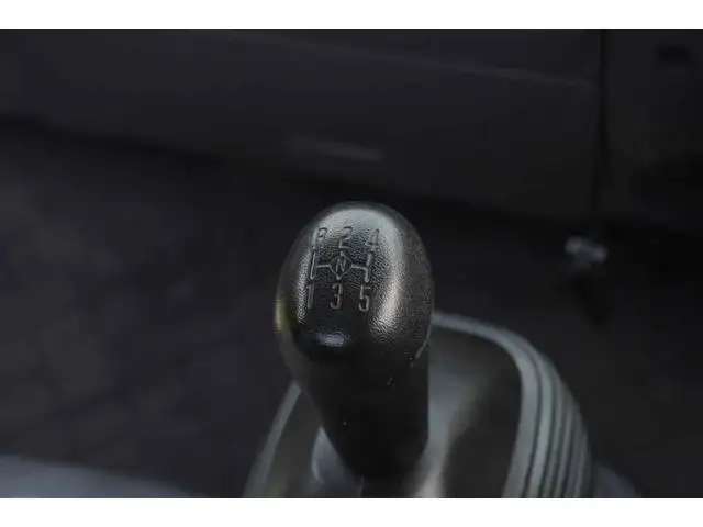 マツダ タイタン 小型 平ボディ パワーゲート 床鉄板の中古トラック画像15