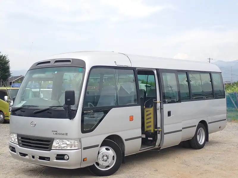 日野 リエッセ 小型 バス マイクロバス BDG-XZB50 の中古トラック【車両No.168374】
