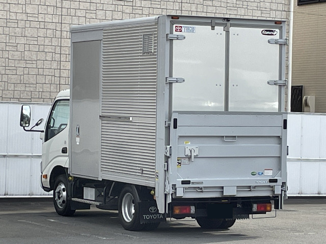 トヨタ トヨエース 小型 アルミバン 10尺 2RG-XZU605 の中古 トヨタ トヨエース 小型 アルミバン 10尺 2RG-XZU605 の中古