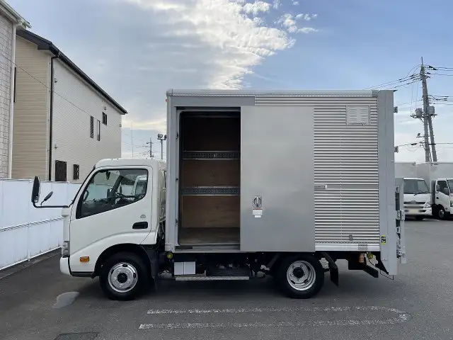 トヨタ トヨエース 小型 アルミバン パワーゲート サイドドアの中古トラック画像5