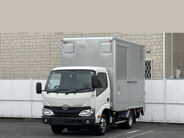 トヨタ トヨエース 小型 アルミバン 10尺 TPG-XZU605