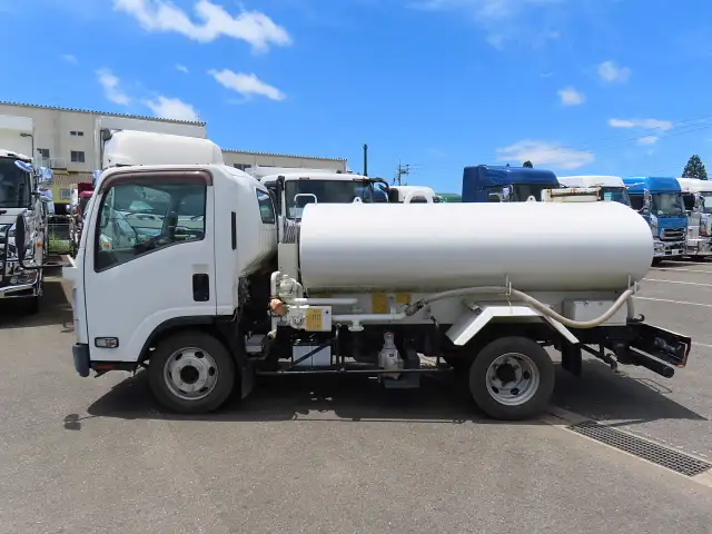 いすゞ エルフ 小型 タンク車 散水車 TPG-NPR85Nの中古トラック画像3