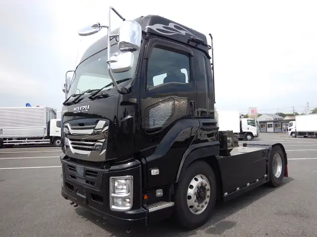 いすゞ ギガ 大型 トラクター ハイルーフ 1デフの中古トラック画像1