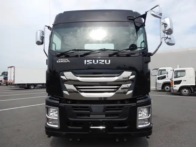 いすゞ ギガ 大型 トラクター ハイルーフ 1デフの中古トラック画像2