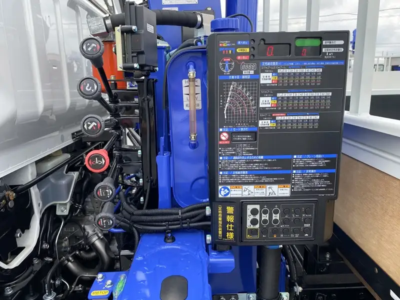 三菱 キャンター 小型 クレーン付 4段 ラジコンの中古トラック画像10