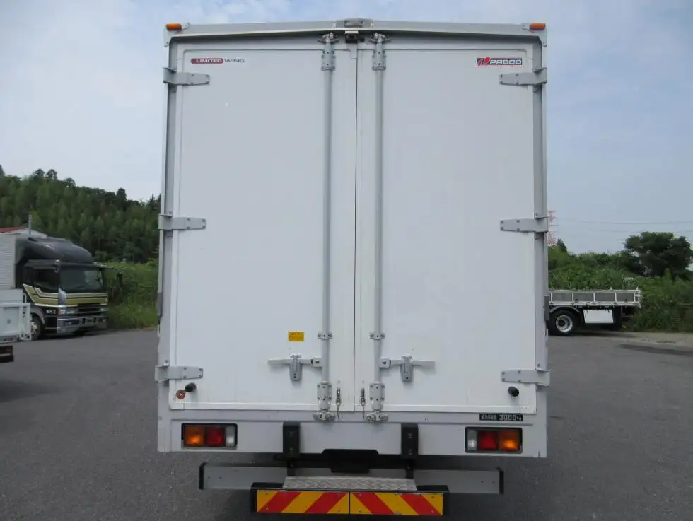 三菱 ファイター 中型/増トン ウイング ベッド 2KG-FK61Fの中古トラック画像3