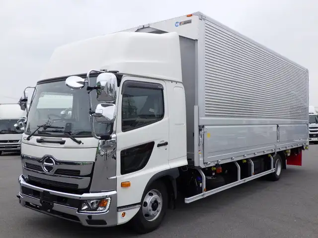 日野 レンジャー 中型/増トン ウイング エアサス ベッドの中古トラック画像1