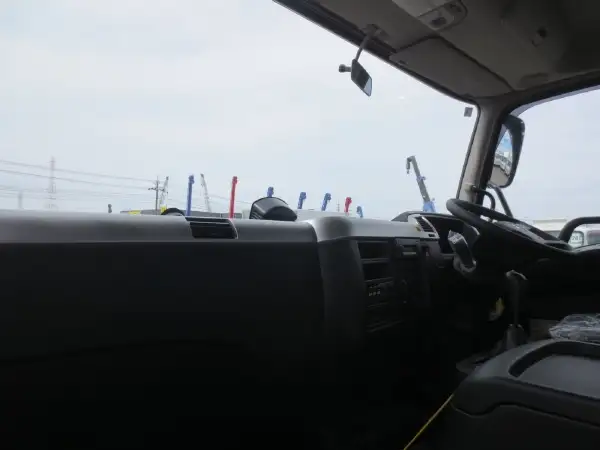 三菱 ファイター 中型/増トン 車両重機運搬 4段クレーン ラジコンの中古トラック画像16