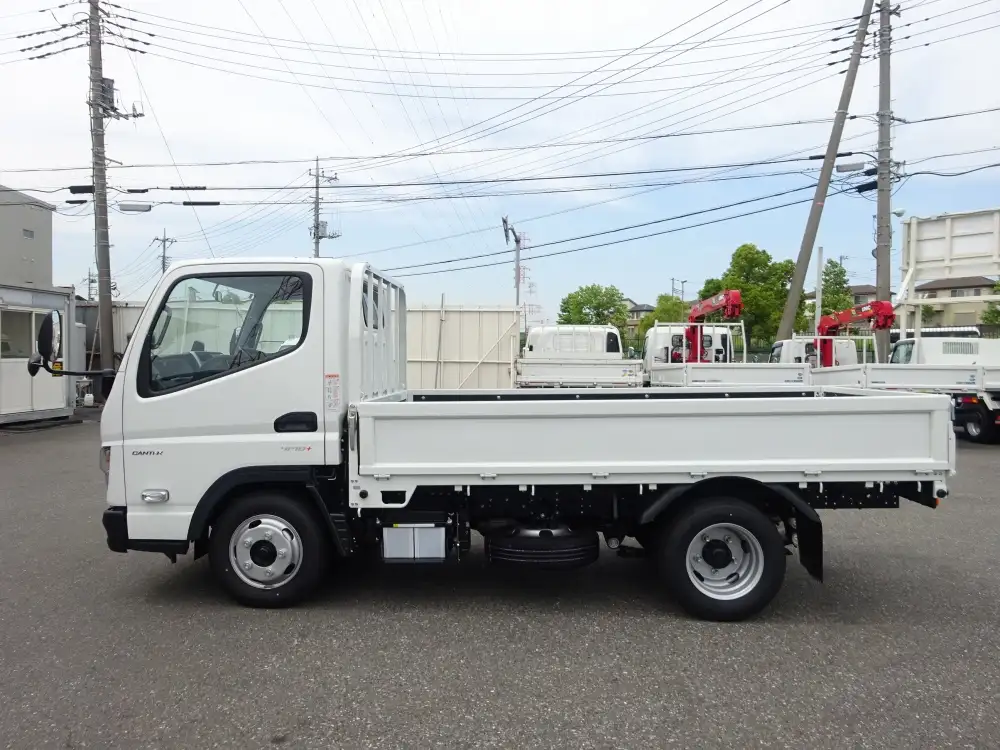 三菱 キャンター 小型 平ボディ 2RG-FBA20 R5の中古トラック画像8