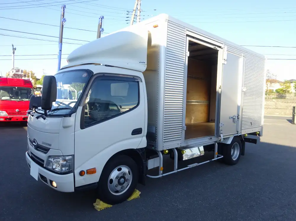 日野 デュトロ 小型 アルミバン サイドドア TKG-XZU655M の中古トラック【車両No.168585】