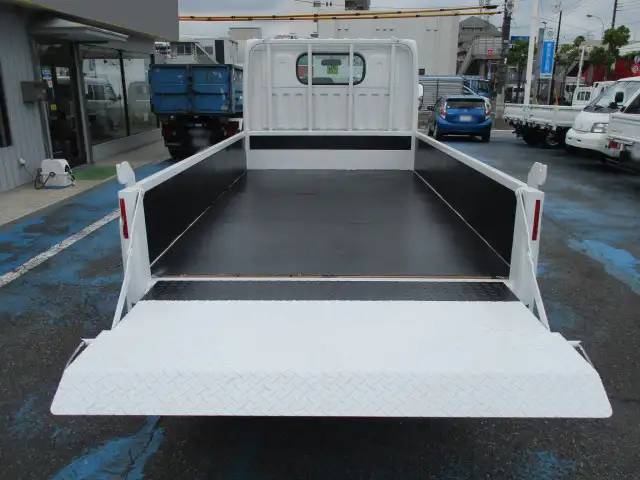 日産 アトラス 小型 平ボディ パワーゲート CBF-SQ2F24の中古トラック画像9