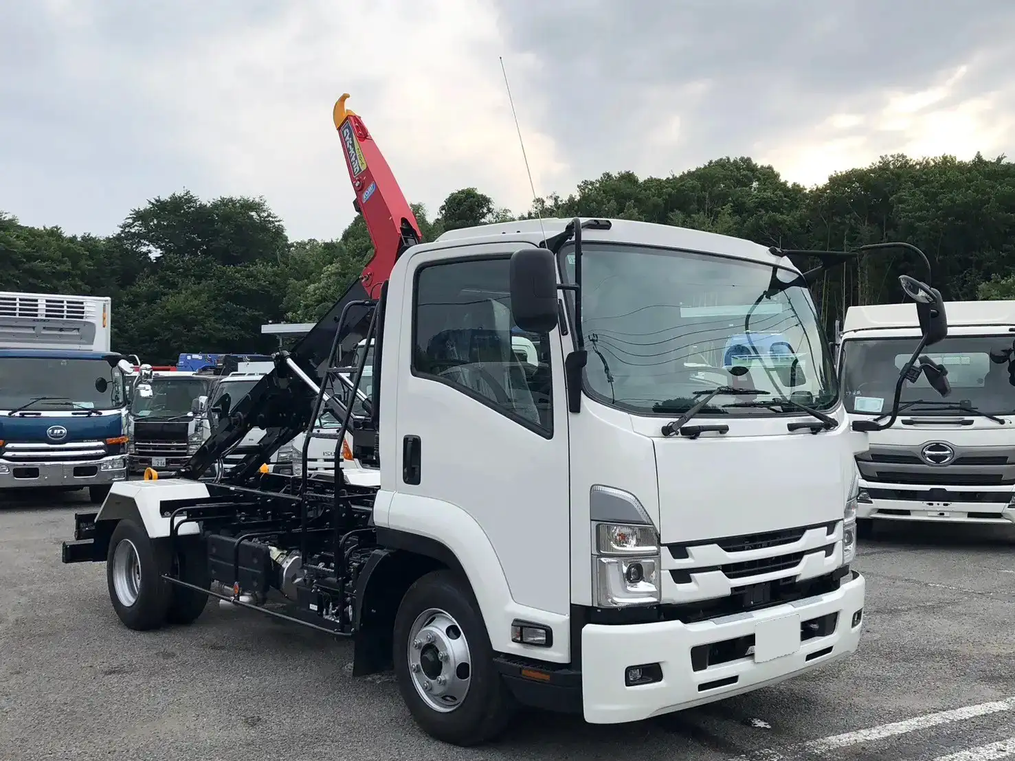 日産UD コンドル 中型/増トン アームロール ツインホイスト 2RG-BRR90S1の中古トラック画像2