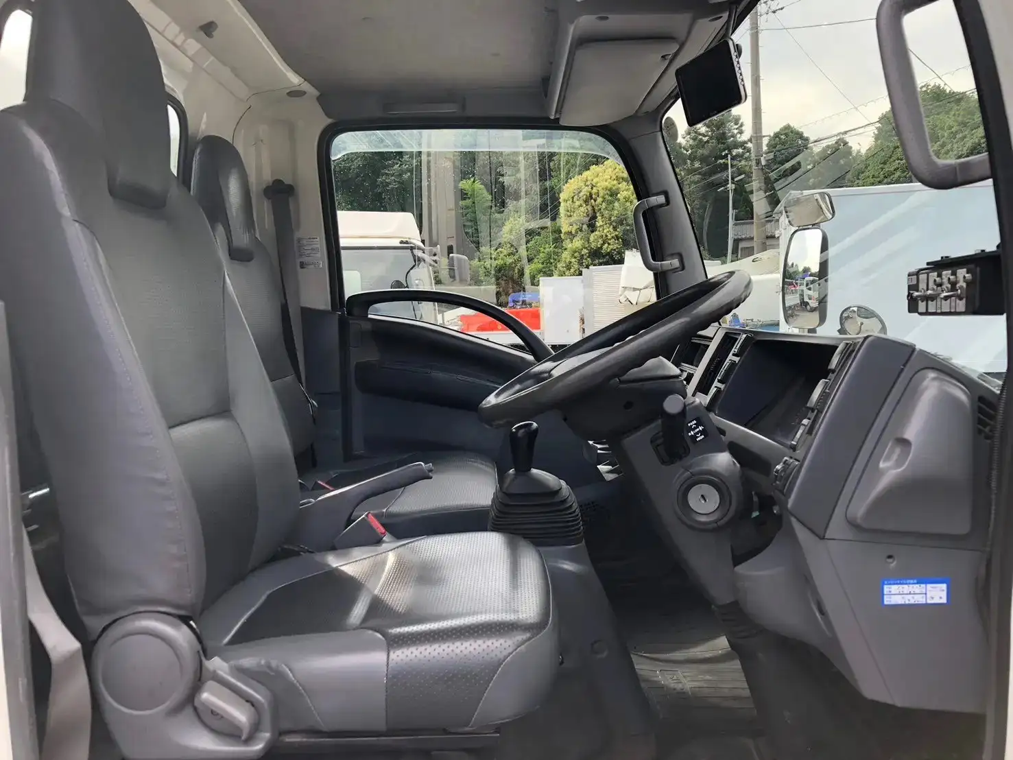 いすゞ エルフ 小型 パッカー車 巻き込み式 回転ダンプ式の中古トラック画像11
