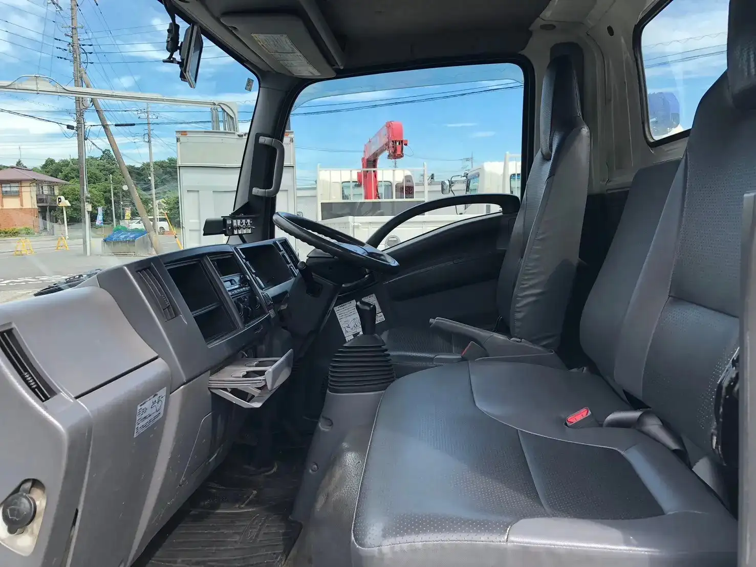 いすゞ エルフ 小型 パッカー車 巻き込み式 回転ダンプ式の中古トラック画像12