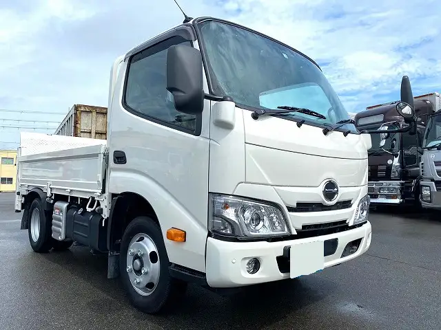 日野 デュトロ 小型 平ボディ パワーゲート 2RG-XZU605M の中古トラック【車両No.168720】