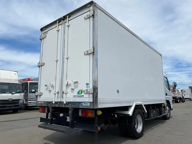 三菱 キャンター 小型 冷凍冷蔵 中温 SKG-FEA50の中古トラック画像2