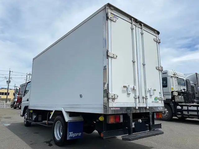 三菱 キャンター 小型 冷凍冷蔵 中温 SKG-FEA50の中古トラック画像3