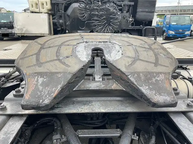 いすゞ ギガ 大型 トラクター ハイルーフ 1デフの中古トラック画像8