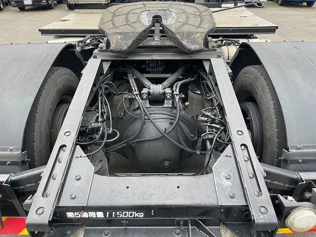 いすゞ ギガ 大型 トラクター ハイルーフ 1デフの中古トラック画像9