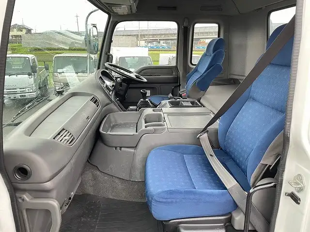 いすゞ ギガ 大型 トラクター ハイルーフ 1デフの中古トラック画像11