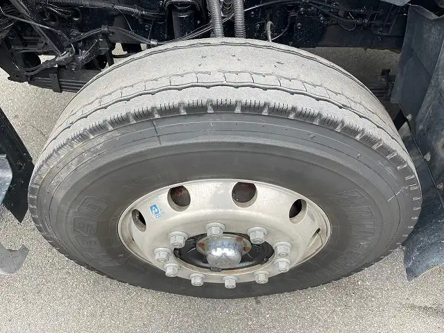 いすゞ ギガ 大型 トラクター ハイルーフ 1デフの中古トラック画像20