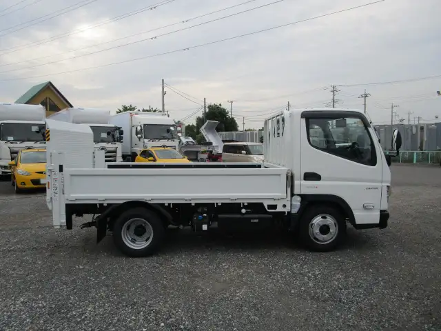 三菱 キャンター 小型 平ボディ パワーゲート 2RG-FBA20の中古トラック画像3