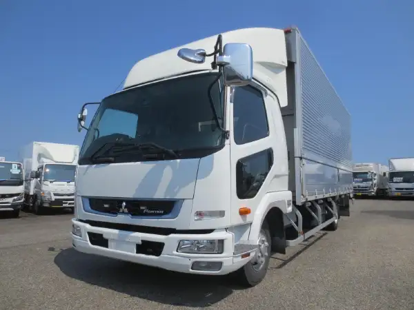 三菱 ファイター 中型/増トン ウイング エアサス ベッドの中古トラック画像3