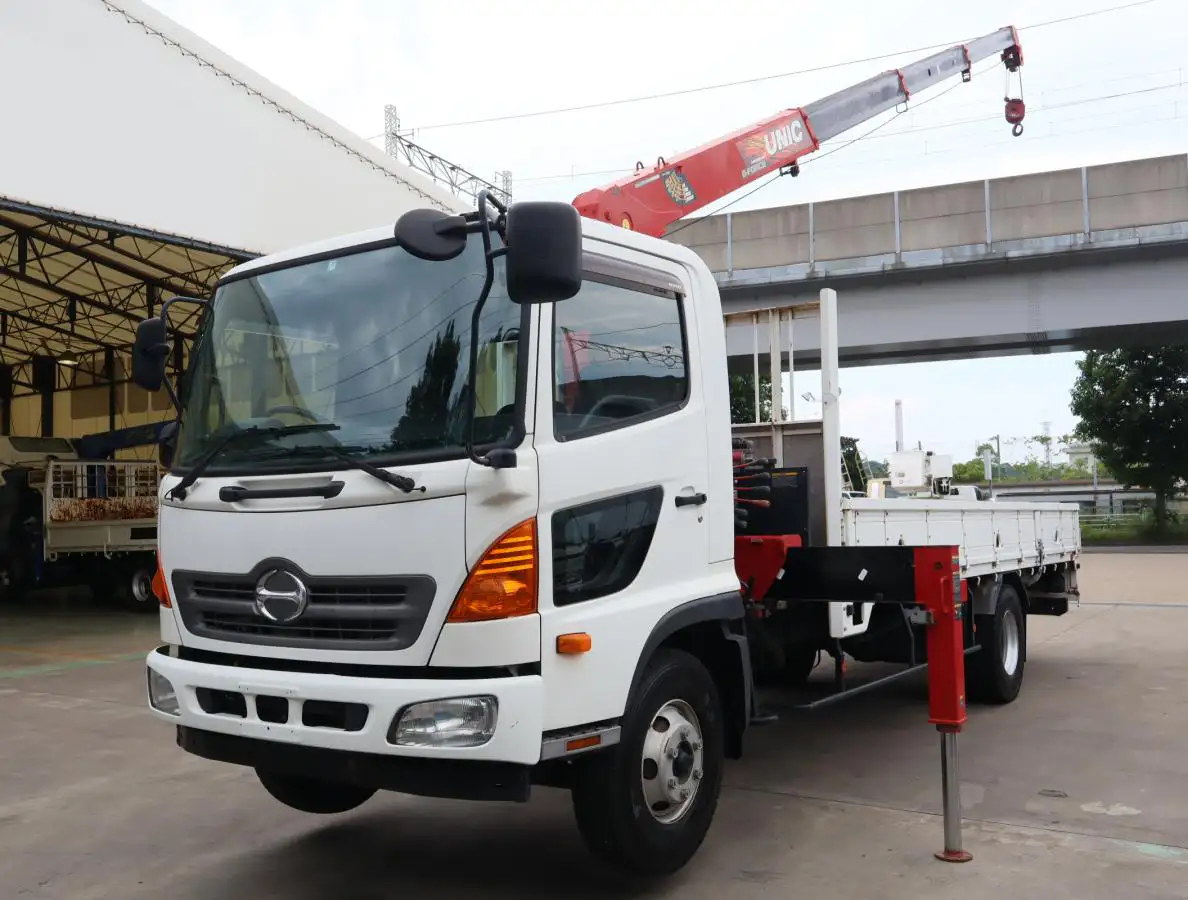 日野 レンジャー 中型/増トン クレーン付 4段 ラジコンの中古トラック画像1
