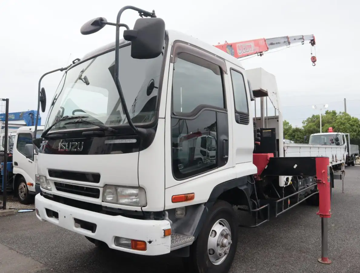 いすゞ フォワード 中型/増トン クレーン付 4段 ラジコンの中古トラック画像1