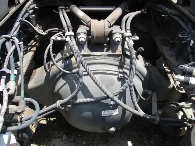 いすゞ ギガ 大型 トラクター ハイルーフ 1デフの中古トラック画像16