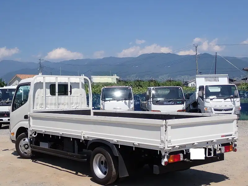 日野 デュトロ 小型 平ボディ 2RG-XZU655M R4の中古トラック画像5