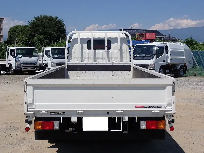 日野 デュトロ 小型 平ボディ 2RG-XZU655M R4の中古トラック画像4