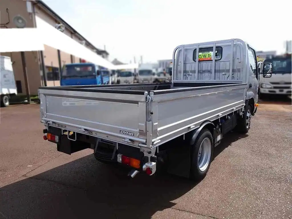 トヨタ ダイナ 小型 平ボディ 2DG-GDY281 R4の中古トラック画像2