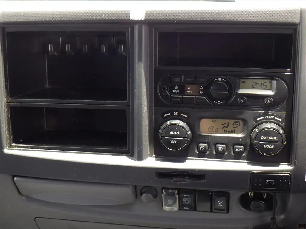 いすゞ フォワード 中型/増トン パッカー車 プレス式 ベッドの中古トラック画像15
