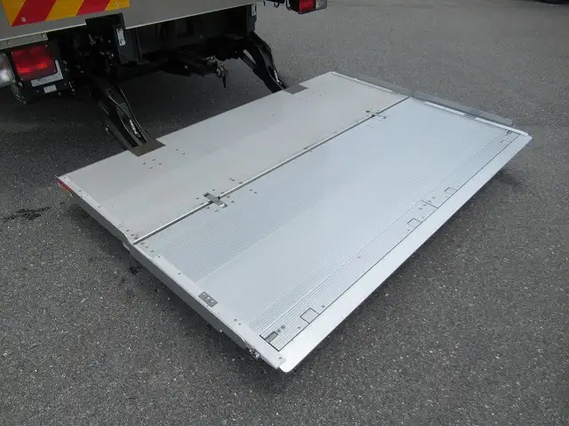 日野 レンジャー 中型/増トン 冷凍冷蔵 低温 パワーゲートの中古トラック画像6