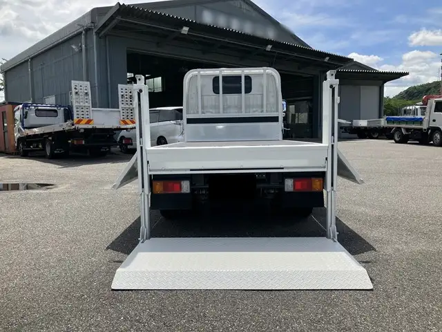 日野 デュトロ 小型 平ボディ パワーゲート 2RG-XZU605Mの中古トラック画像5