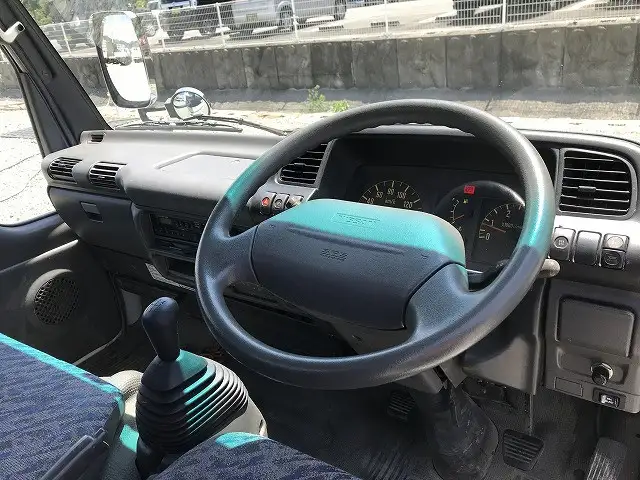 日産 アトラス 小型 平ボディ 床鉄板 KK-AKR66LRの中古トラック画像8