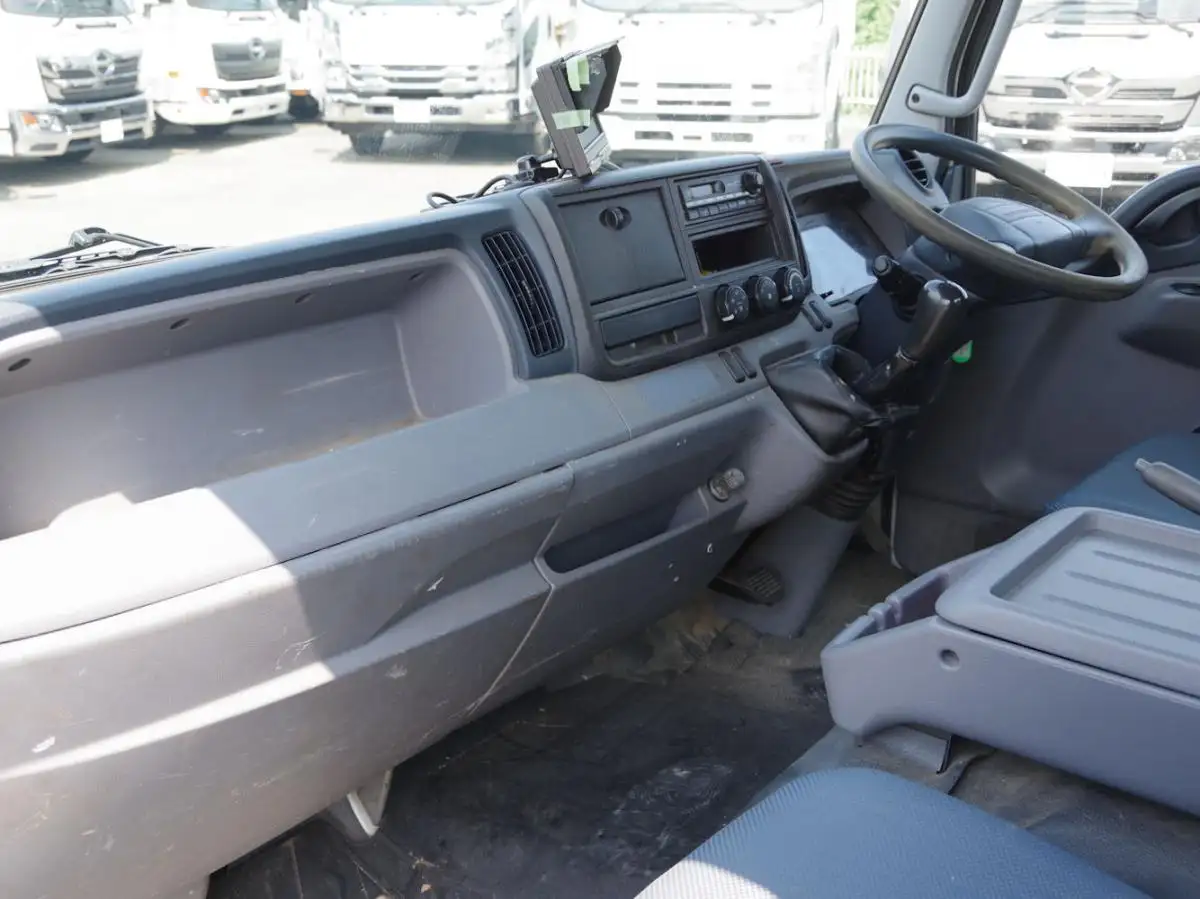 三菱 キャンター 小型 タンク車 バキューム TKG-FEB90の中古トラック画像14