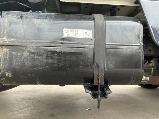 三菱 キャンター 小型 平ボディ Wキャブ パワーゲートの中古トラック画像16