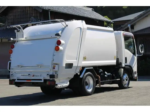 いすゞ エルフ 小型 パッカー車 プレス式 の中古トラック画像2