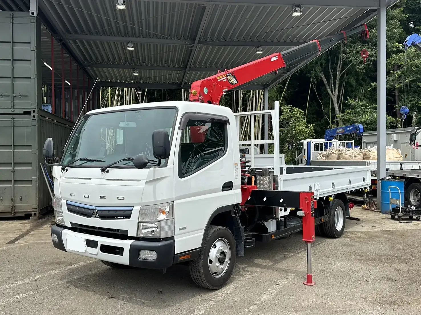 三菱 キャンター 小型 クレーン付 4段 ラジコン の中古トラック【車両No.168944】