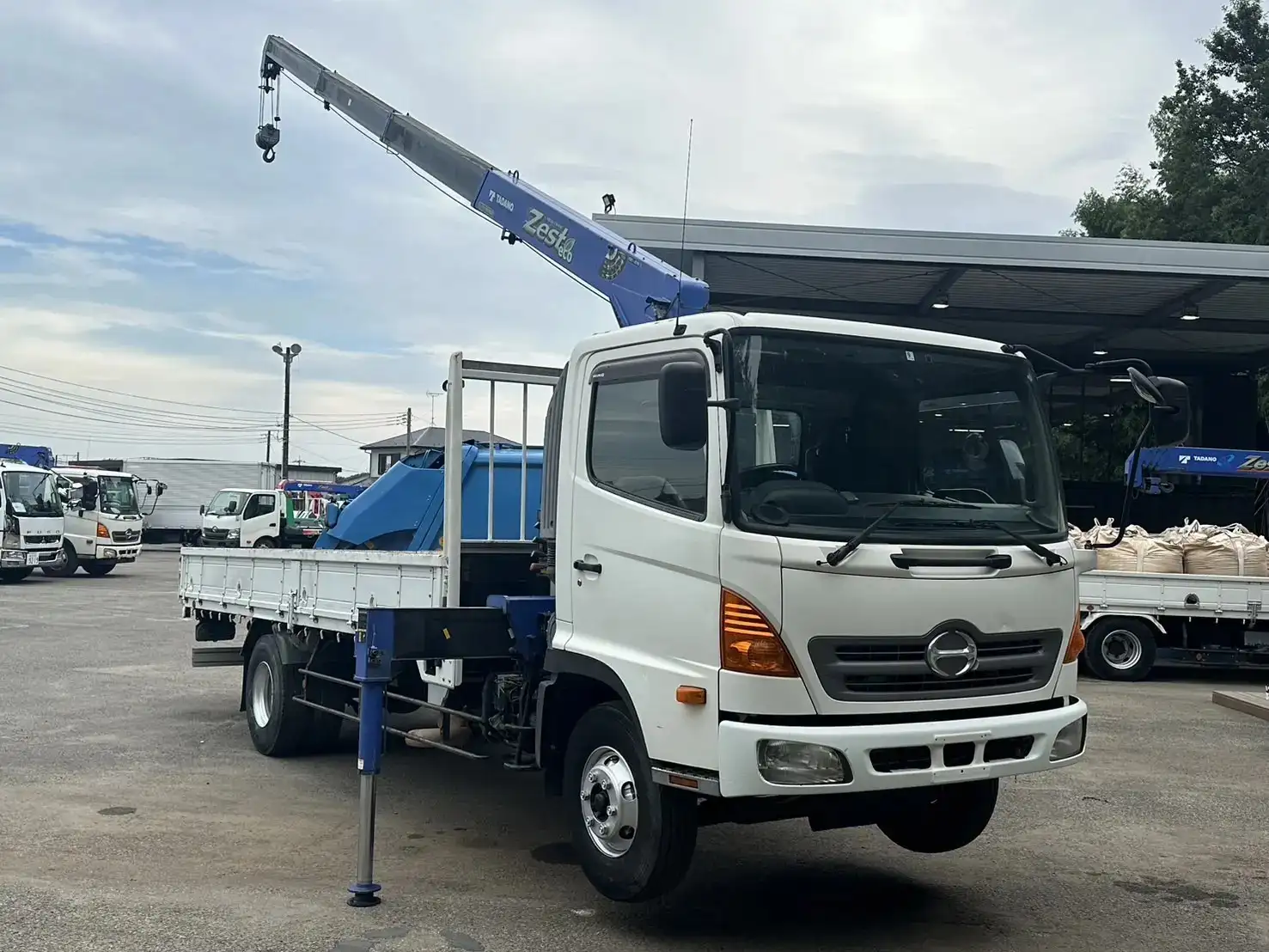 日野 レンジャー 中型/増トン クレーン付 4段 ラジコンの中古トラック画像2