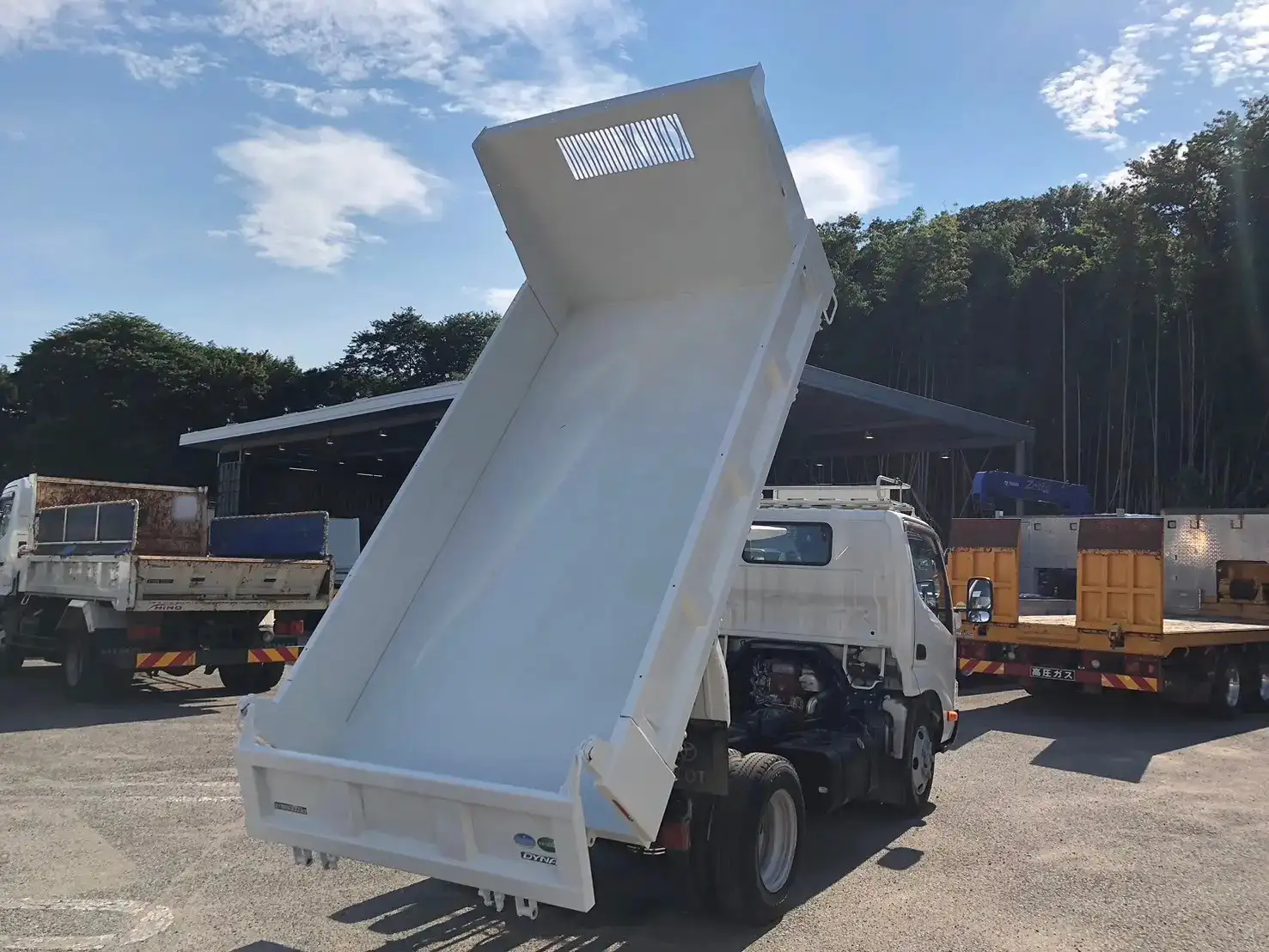 トヨタ ダイナ 小型 ダンプ 強化 TKG-XZU620Dの中古トラック画像7