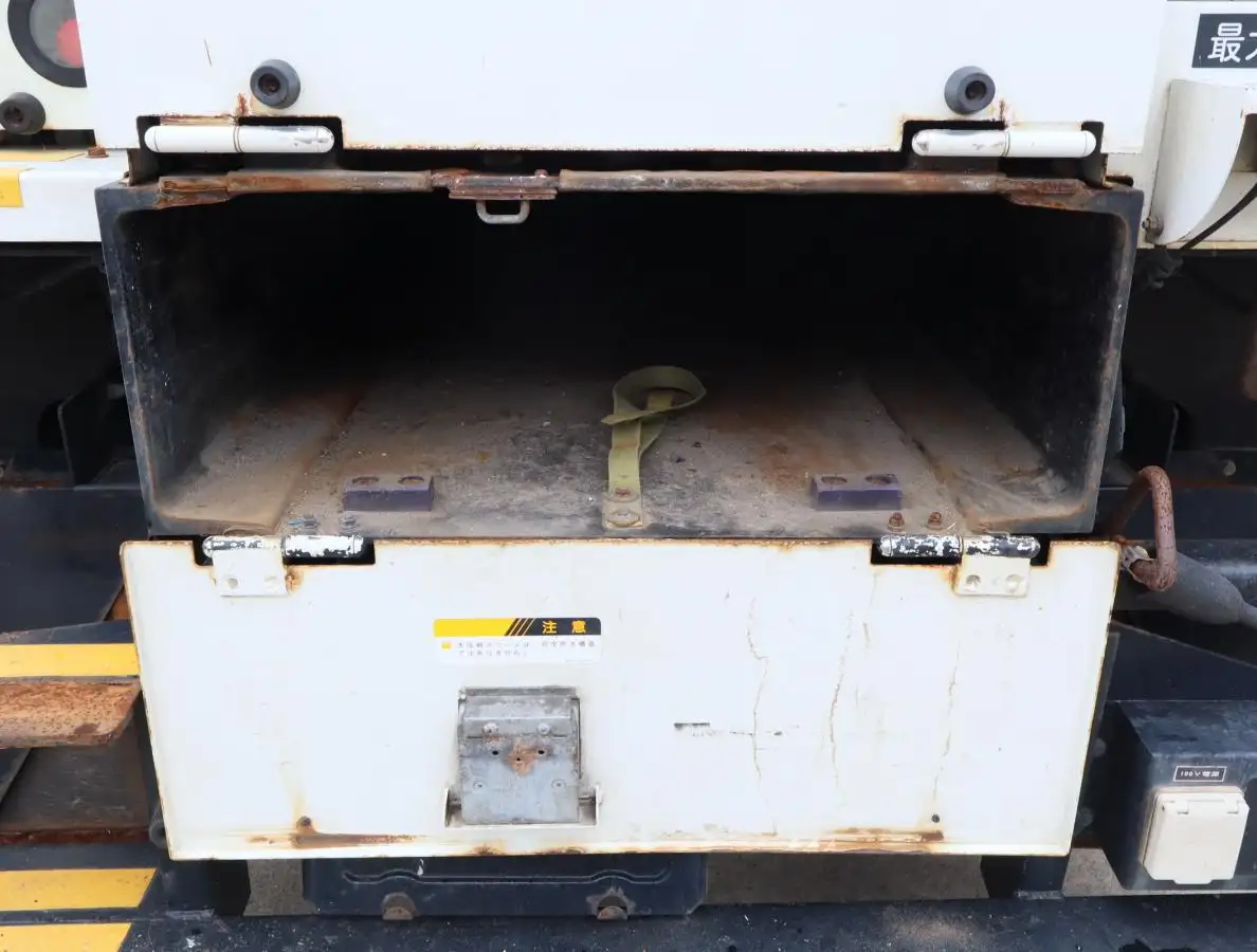 日野 デュトロ 小型 高所・建柱車 高所作業車 TKG-XZU675Mの中古トラック画像4