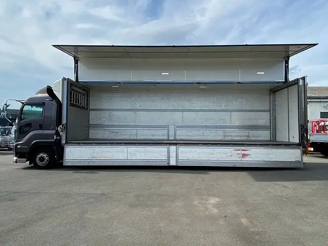 いすゞ ギガ 大型 冷凍冷蔵 冷凍ウイング 低温の中古トラック画像10