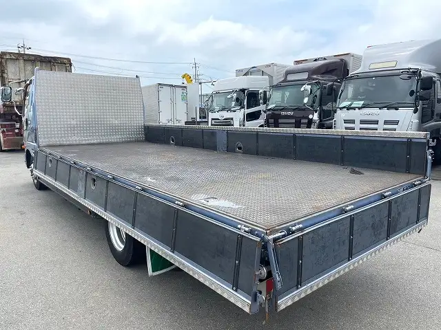 三菱 ファイター 中型/増トン 平ボディ エアサス ベッドの中古トラック画像8