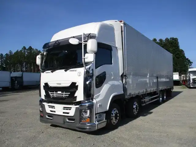 いすゞ ギガ 大型 ウイング ハイルーフ エアサスの中古トラック画像1