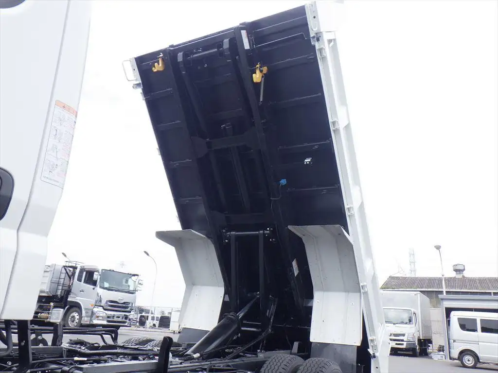 三菱 キャンター 小型 ダンプ ローダー 2RG-FBA60の中古トラック画像像17