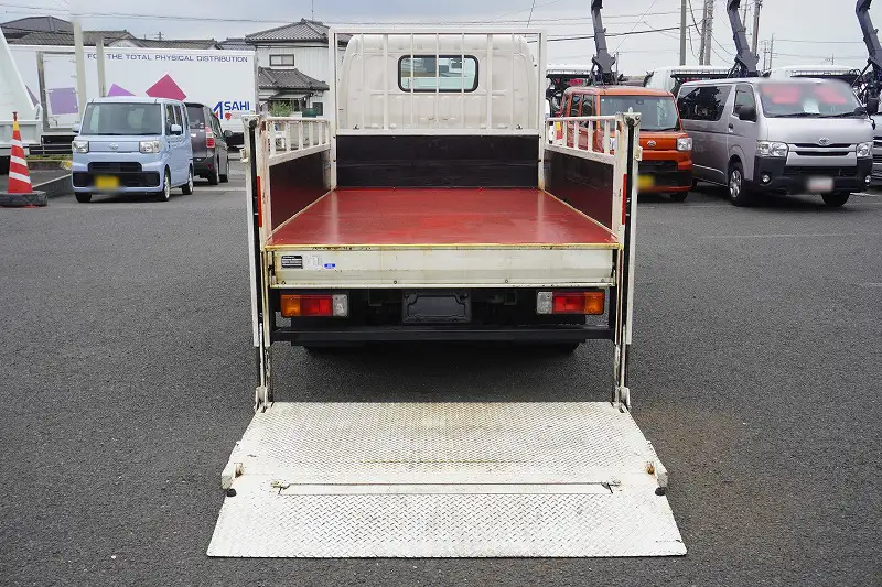 日野 デュトロ 小型 平ボディ パワーゲート 床鉄板の中古トラック画像5